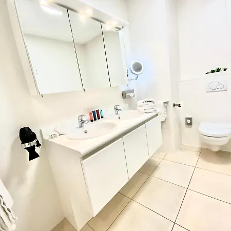 Luxury 201 - Adult Only Апартаменты
